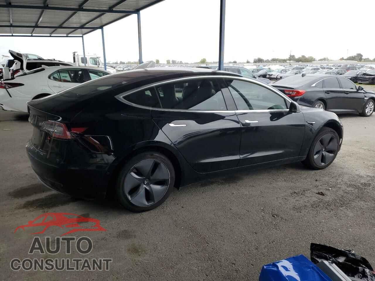 TESLA MODEL 3 2018 - 5YJ3E1EA1JF031329