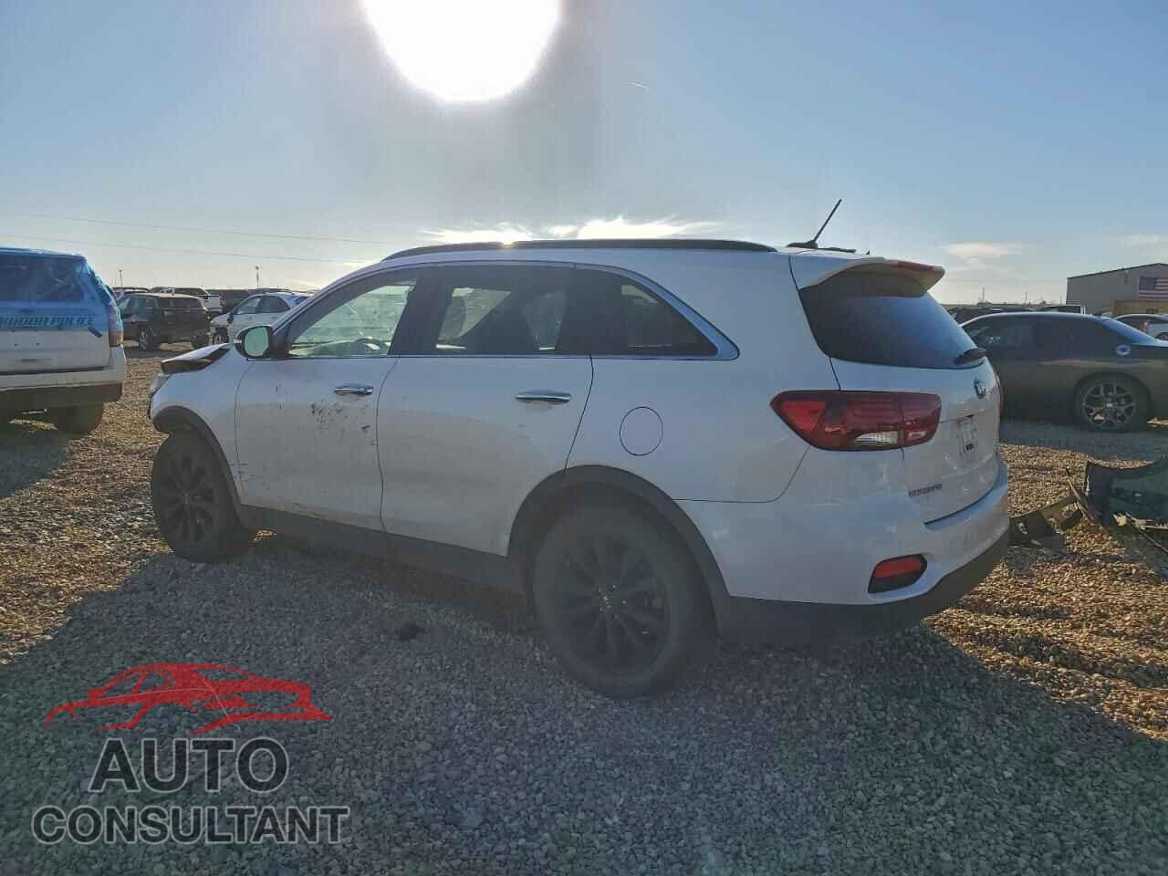 KIA SORENTO 2019 - 5XYPG4A59KG585900