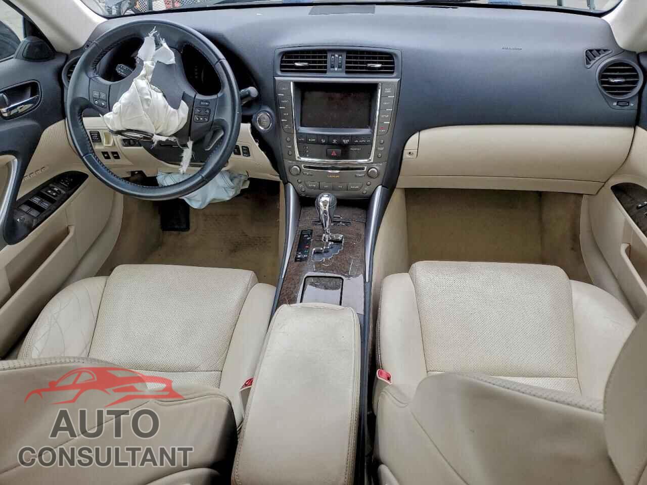 LEXUS IS 2010 - JTHFE2C23A2501232