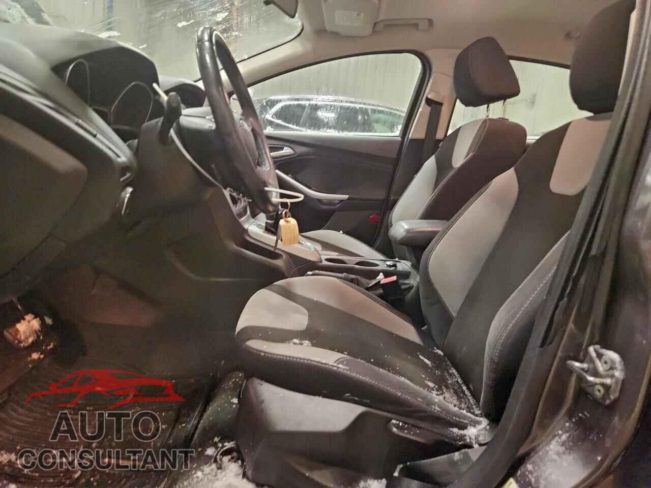 FORD FOCUS 2012 - 1FAHP3F23CL448329