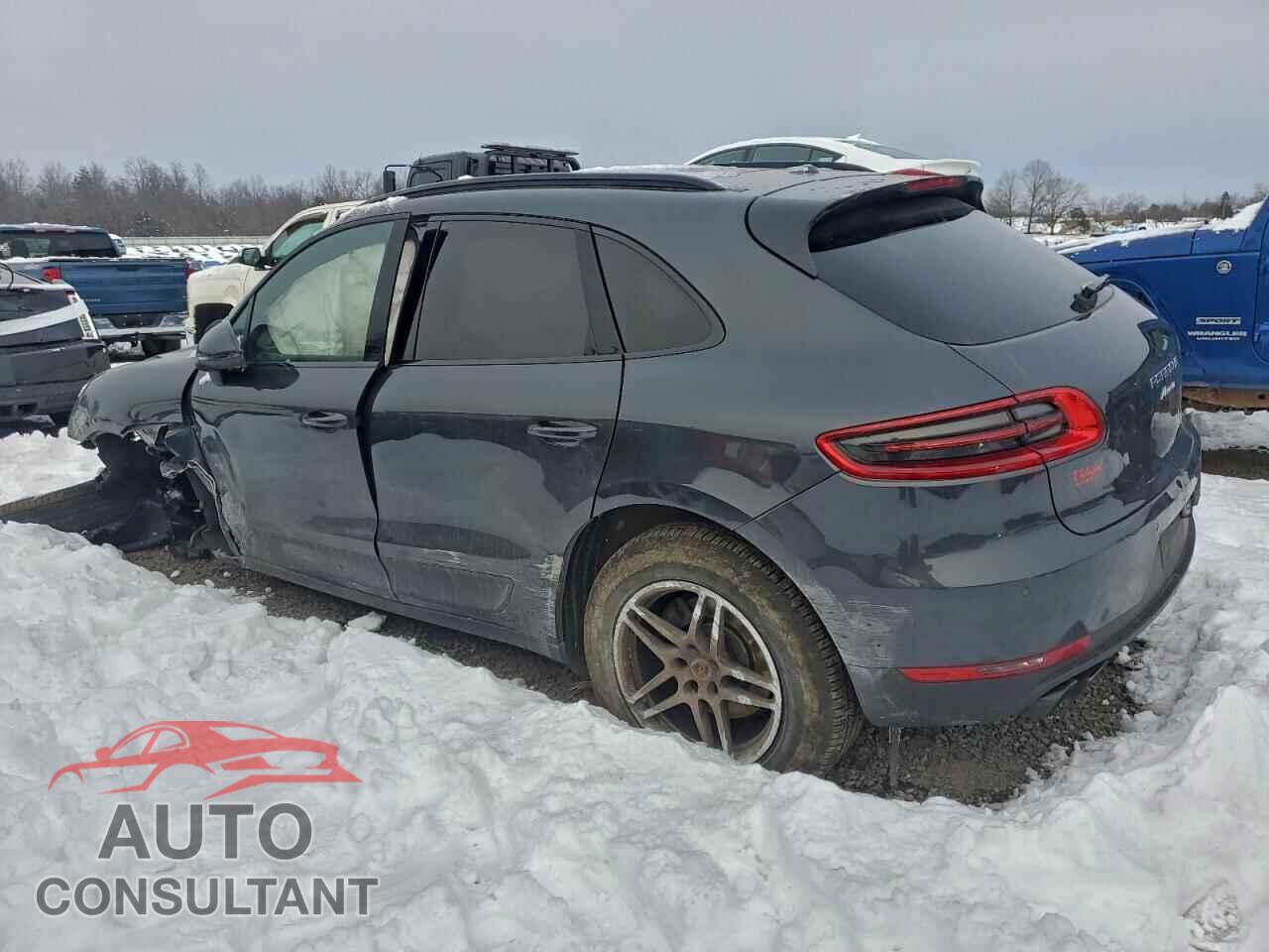 PORSCHE MACAN 2018 - WP1AA2A58JLB06007