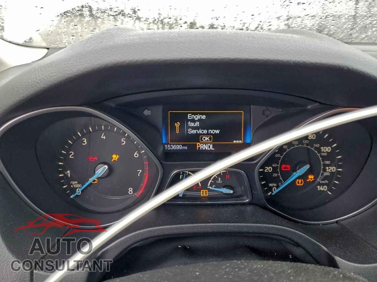 FORD FOCUS 2015 - 1FADP3E27FL222167