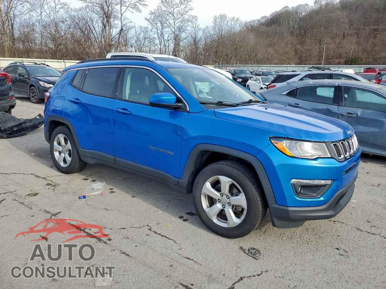 JEEP COMPASS 2018 - 3C4NJDBB0JT112097