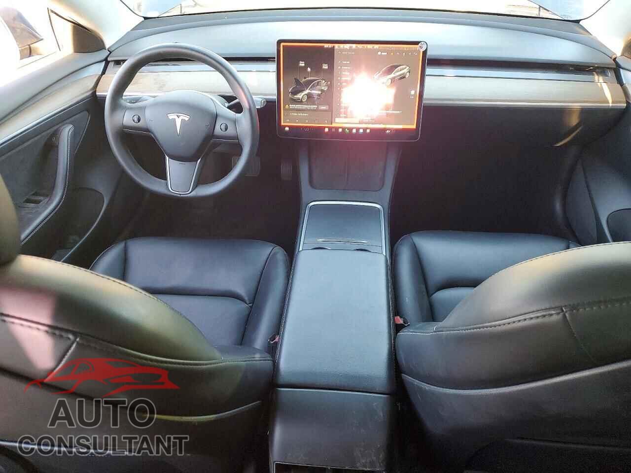 TESLA MODEL 3 2022 - 5YJ3E1EA6NF374837