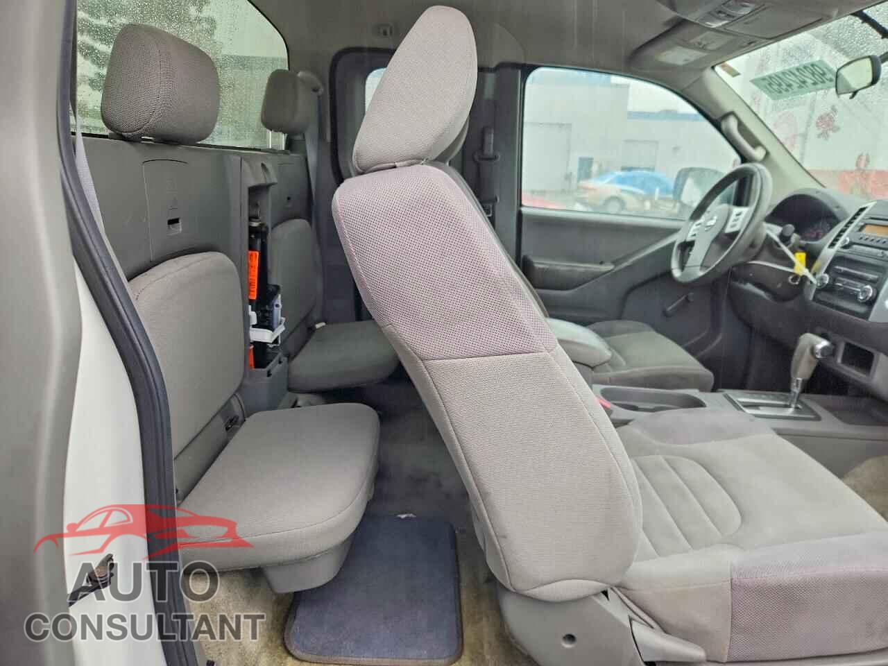 NISSAN FRONTIER 2015 - 1N6BD0CT3FN762427