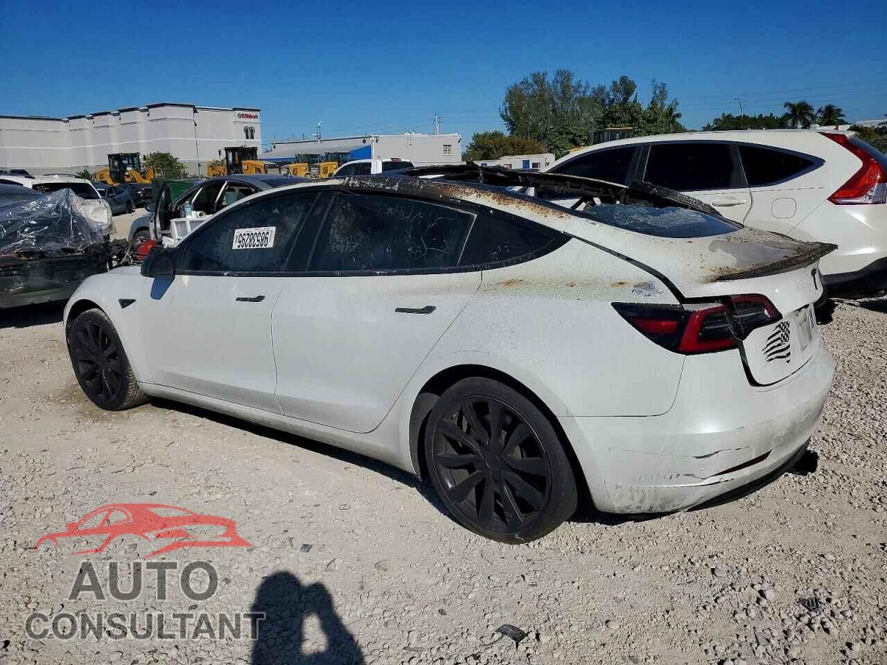 TESLA MODEL 3 2018 - 5YJ3E1EA1JF050348
