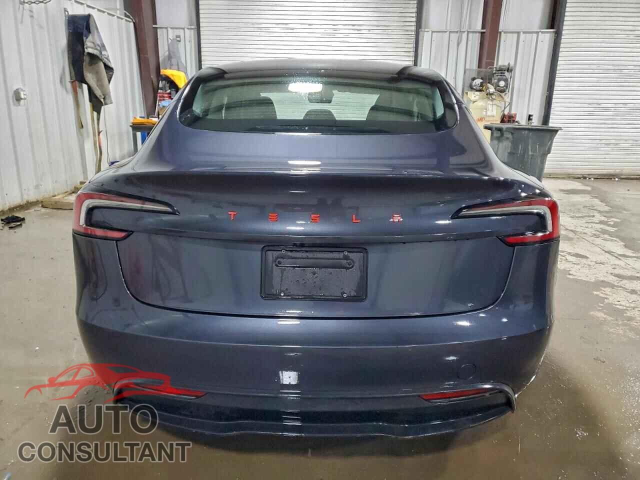 TESLA MODEL 3 2024 - 5YJ3E1EA1RF727247