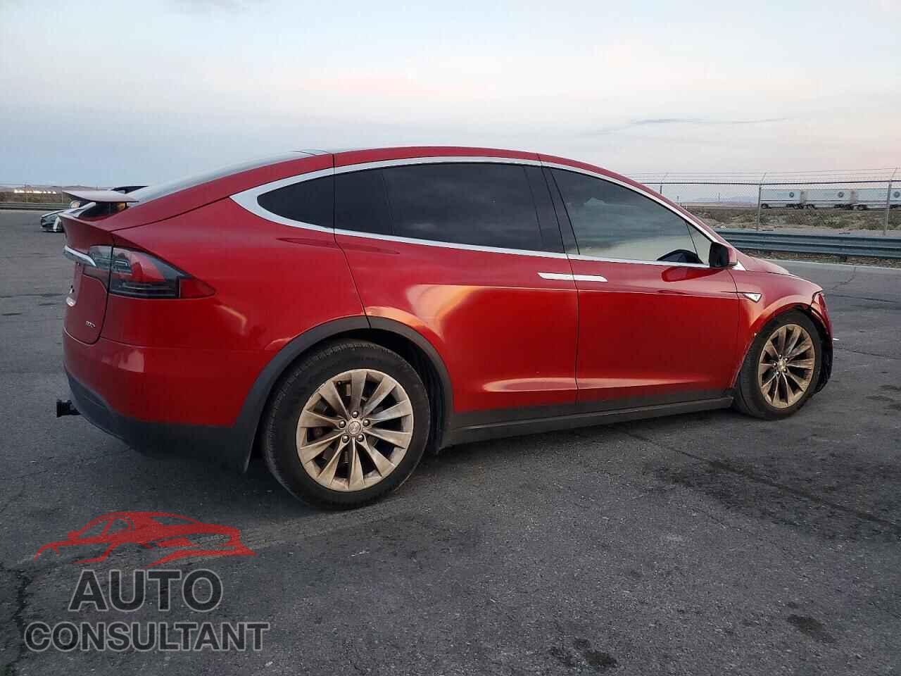 TESLA MODEL X 2016 - 5YJXCAE25GF004045
