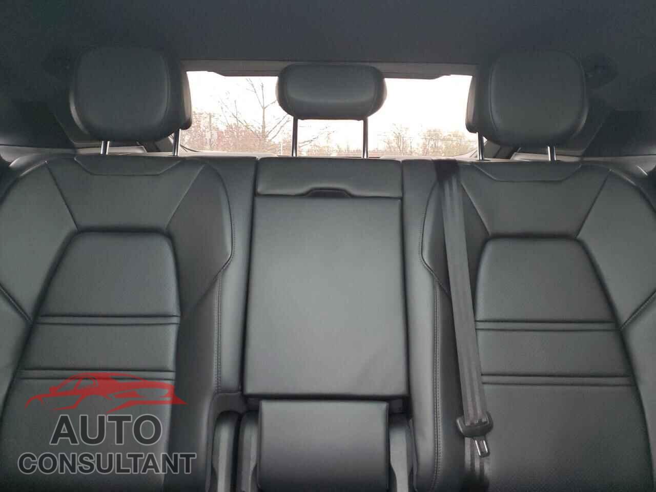 PORSCHE CAYENNE 2021 - WP1BA2AYXMDA42291