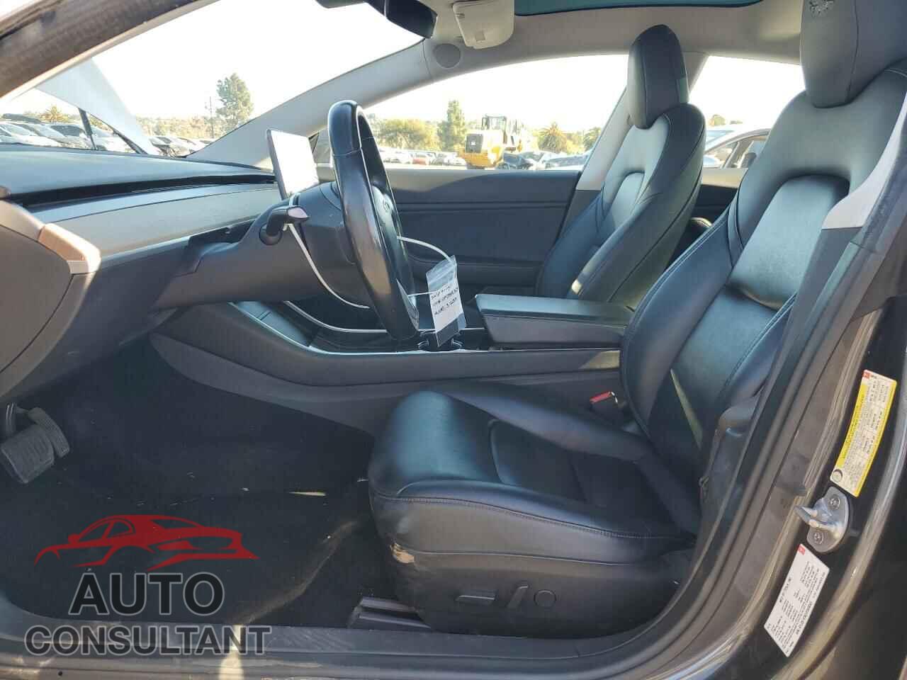 TESLA MODEL 3 2018 - 5YJ3E1EA2JF059303