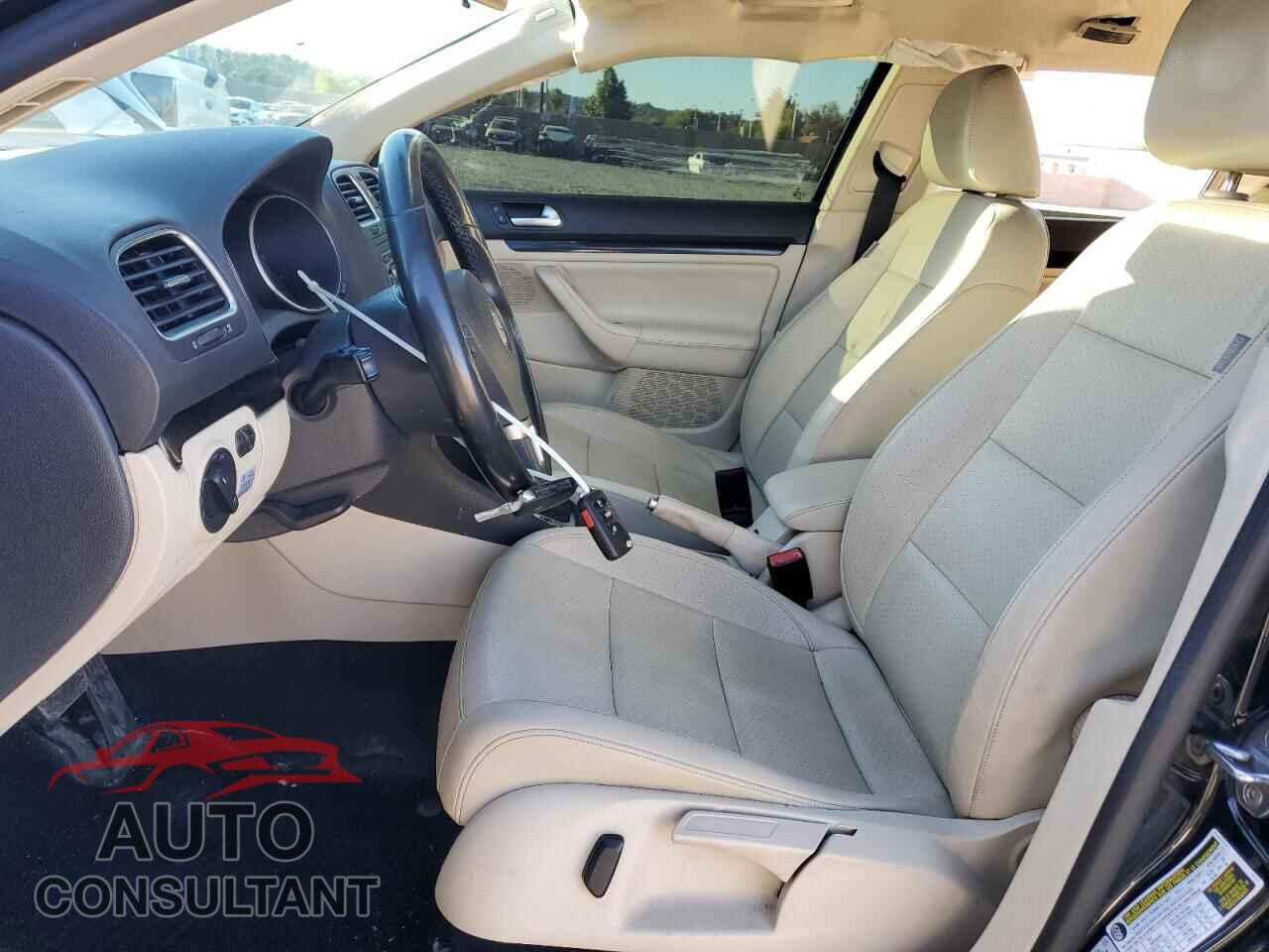 VOLKSWAGEN JETTA 2014 - 3VWPL7AJ2EM609162