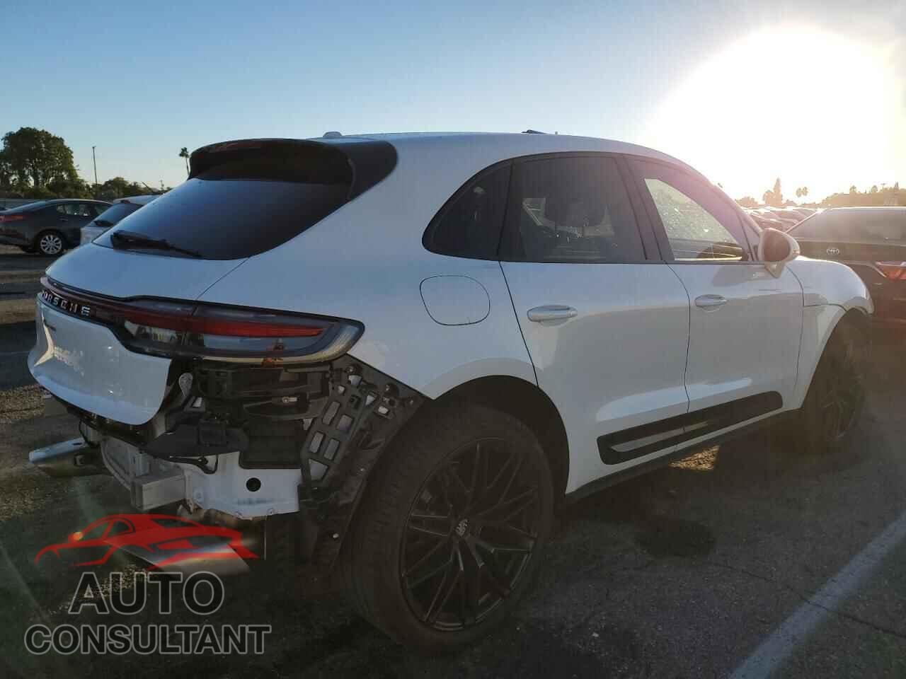 PORSCHE MACAN 2022 - WP1AA2A59NLB11383