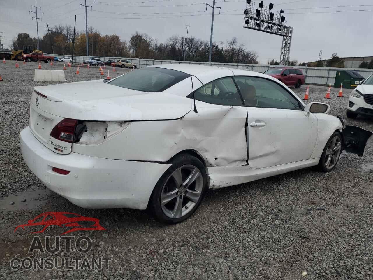 LEXUS IS 2015 - JTHFF2C24F2532364