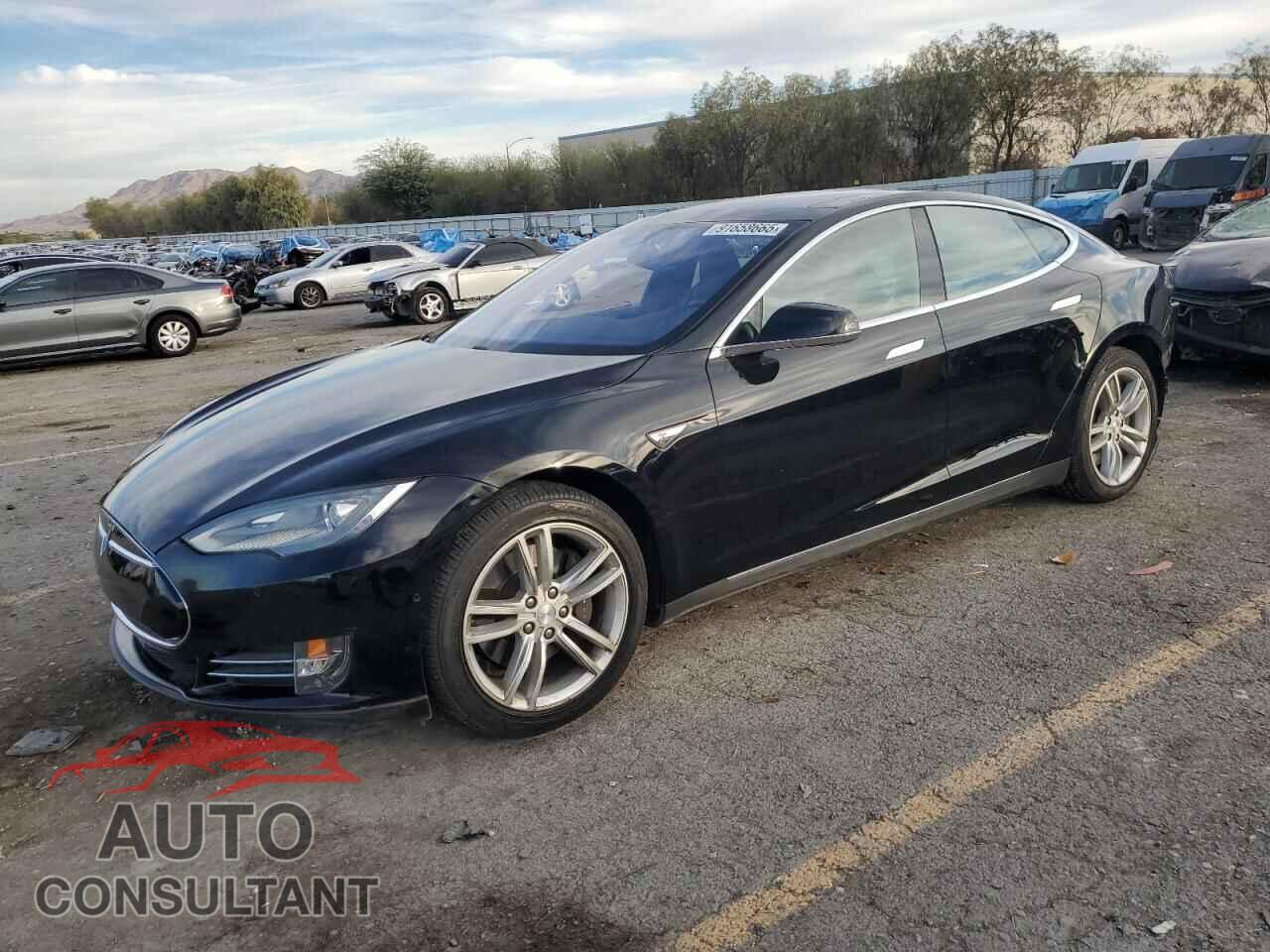 TESLA MODEL S 2015 - 5YJSA1H1XFF083987