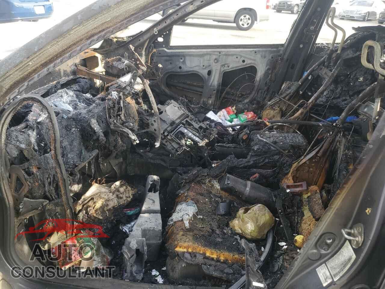 HONDA CIVIC 2019 - 2HGFC2F85KH590044