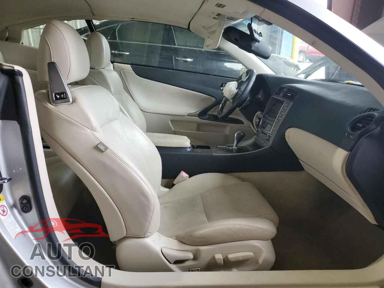 LEXUS IS 2010 - JTHFF2C20A2501461