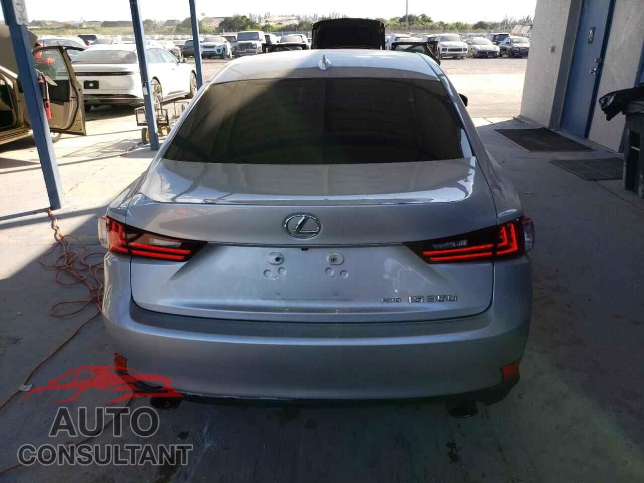 LEXUS IS 2014 - JTHCE1D27E5002028