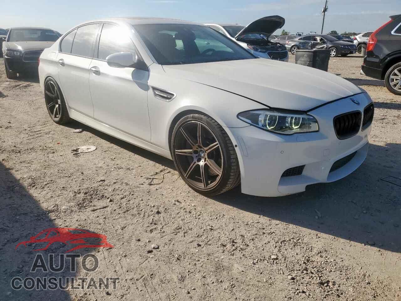 BMW M5 2014 - WBSFV9C58ED097836