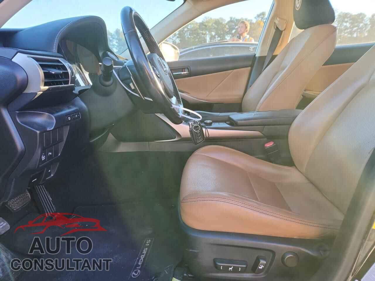 LEXUS IS 2015 - JTHBF1D24F5070622