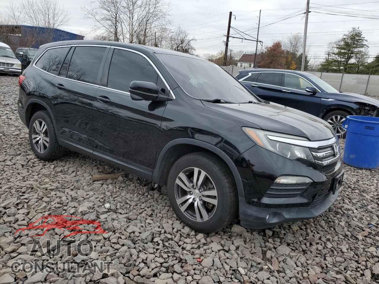 HONDA PILOT 2017 - 5FNYF6H5XHB032634
