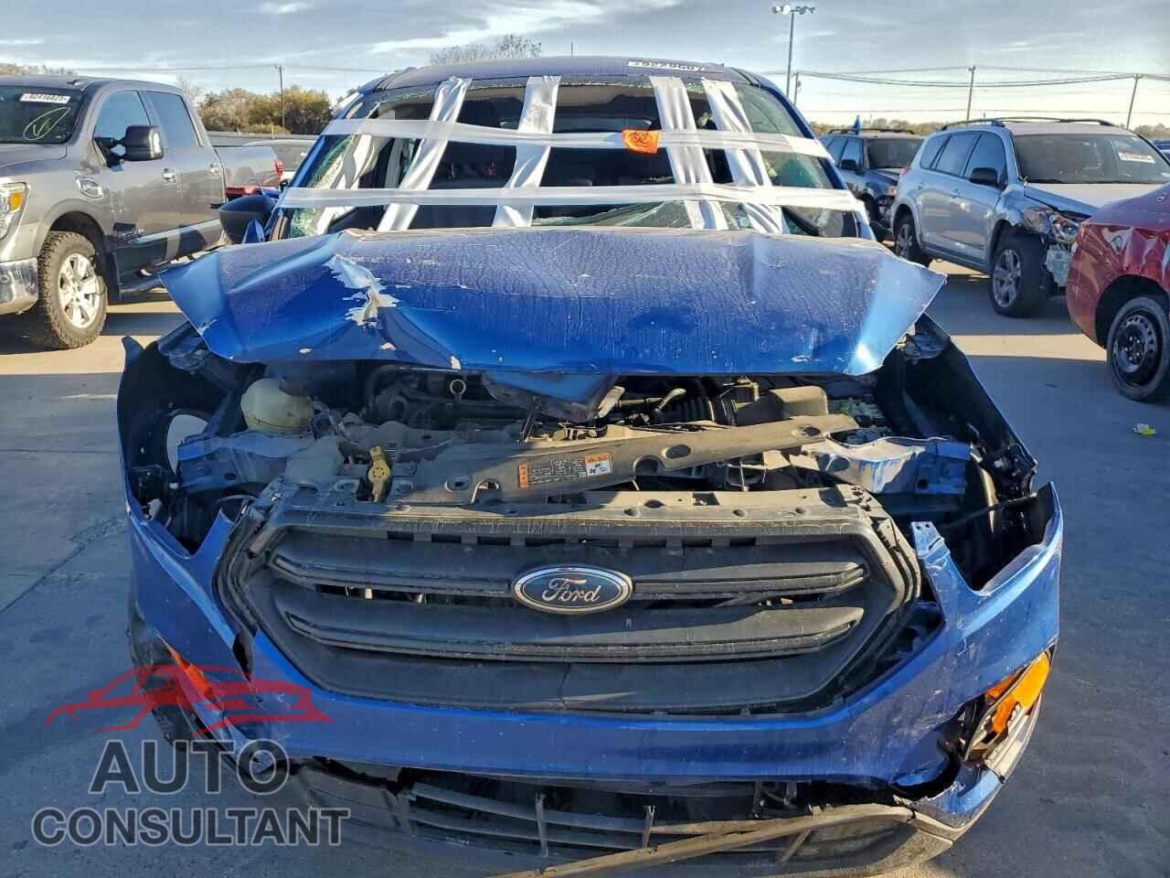 FORD ESCAPE 2017 - 1FMCU0F78HUD76208