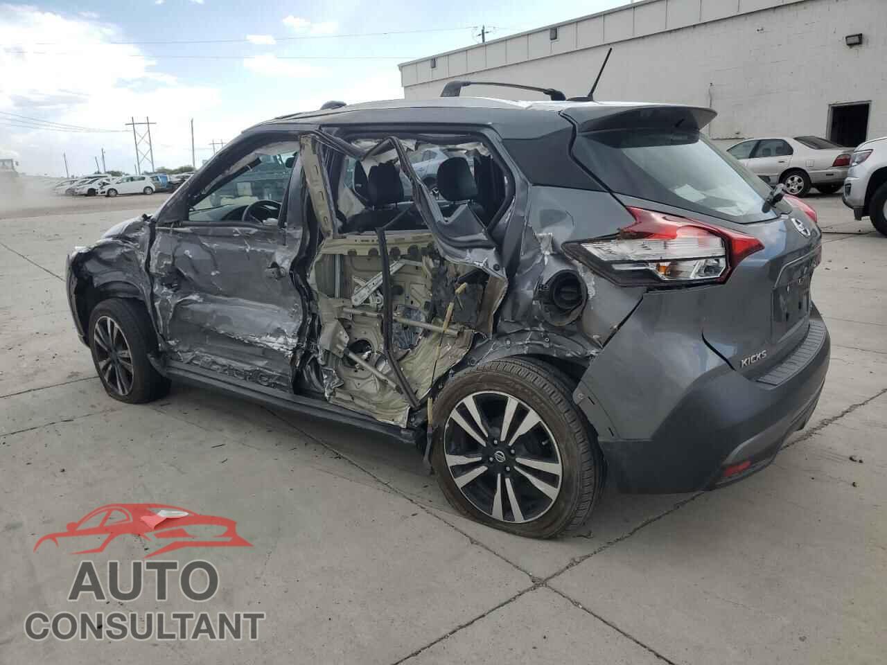 NISSAN KICKS 2019 - 3N1CP5CU3KL528399