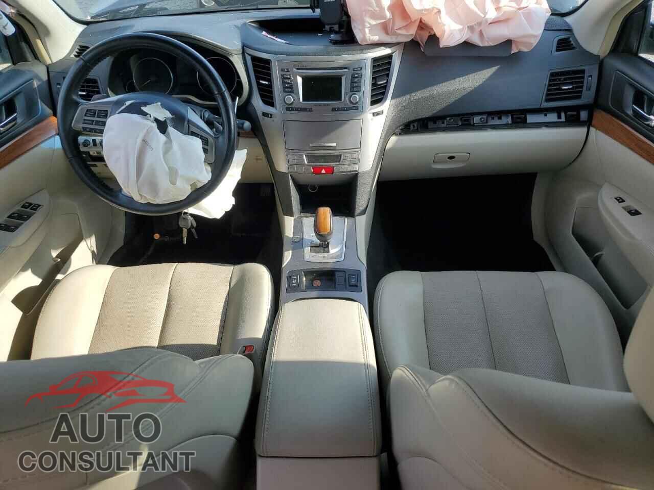 SUBARU OUTBACK 2014 - 4S4BRBLC4E3219609