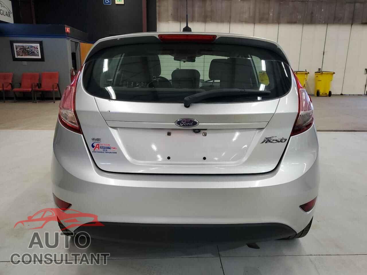 FORD FIESTA 2019 - 3FADP4EJ9KM108015