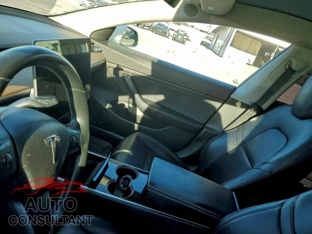 TESLA MODEL 3 2017 - 5YJ3E1EA9HF001568