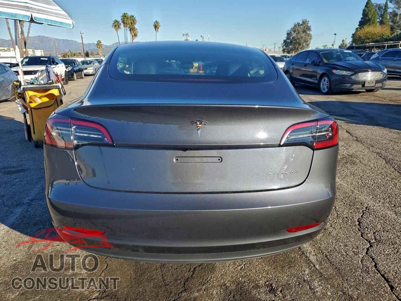 TESLA MODEL 3 2023 - 5YJ3E1EB8PF711035