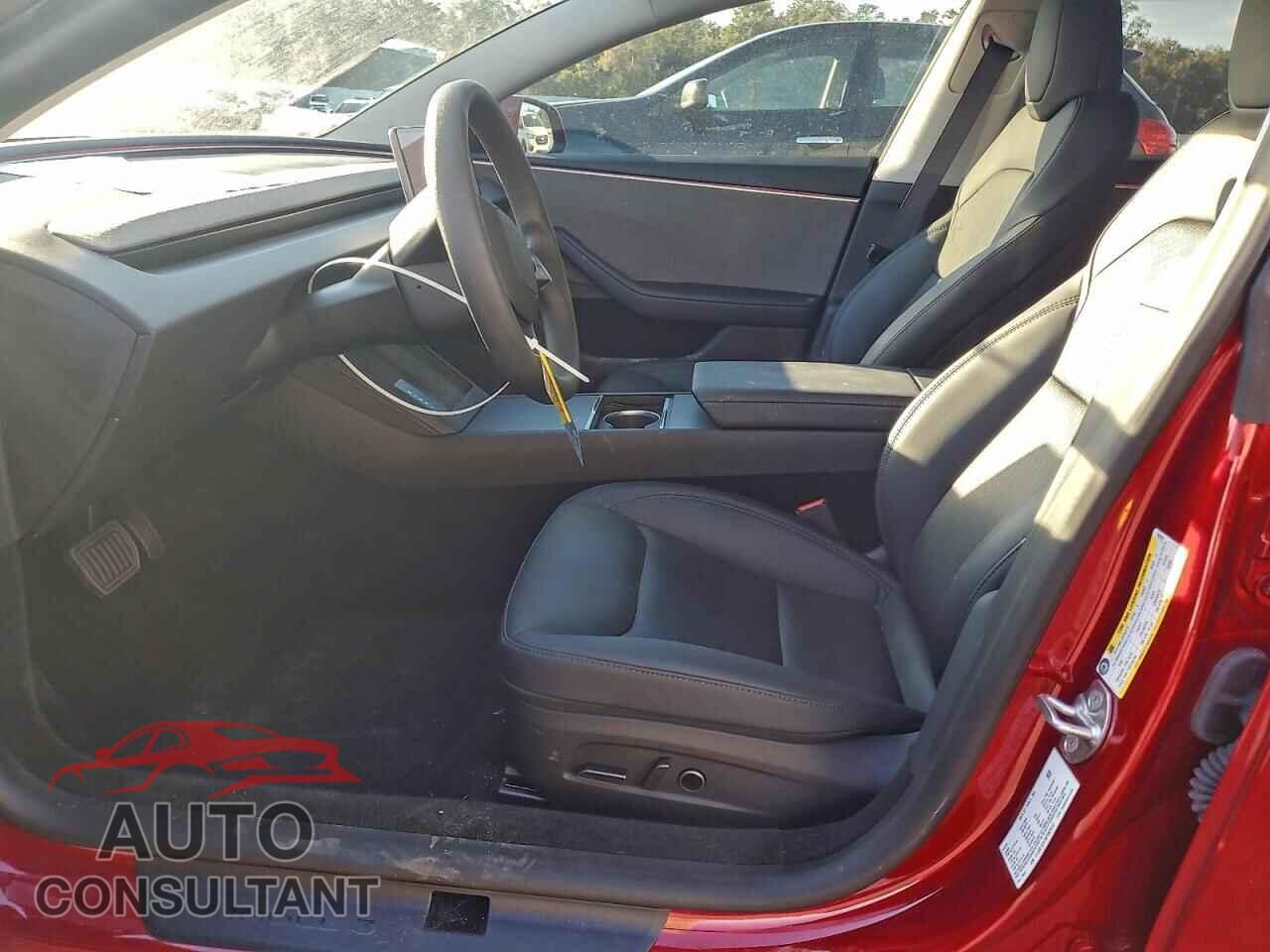 TESLA MODEL 3 2025 - 5YJ3E1EA7SF997010