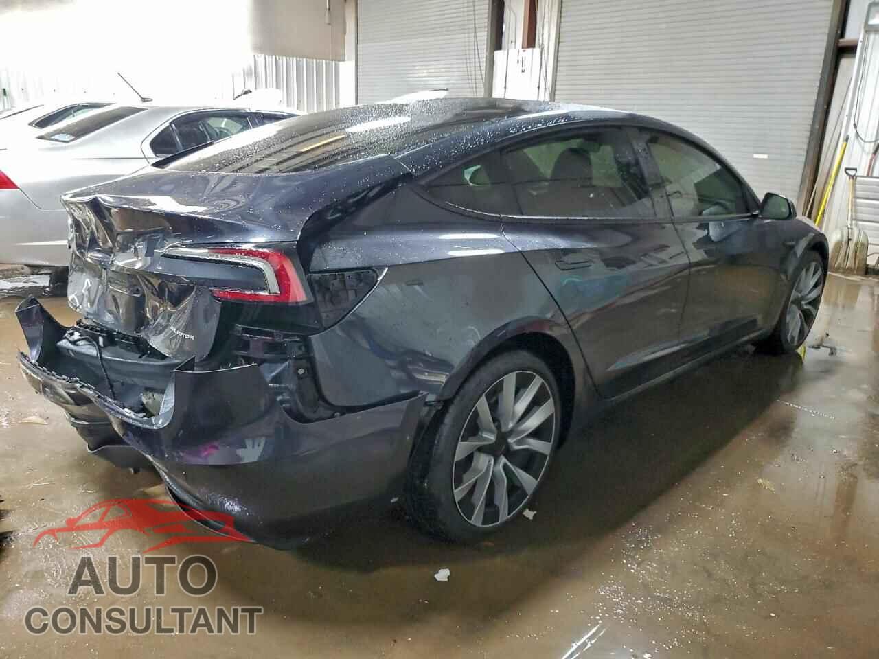 TESLA MODEL 3 2025 - 5YJ3E1EB4SF961042