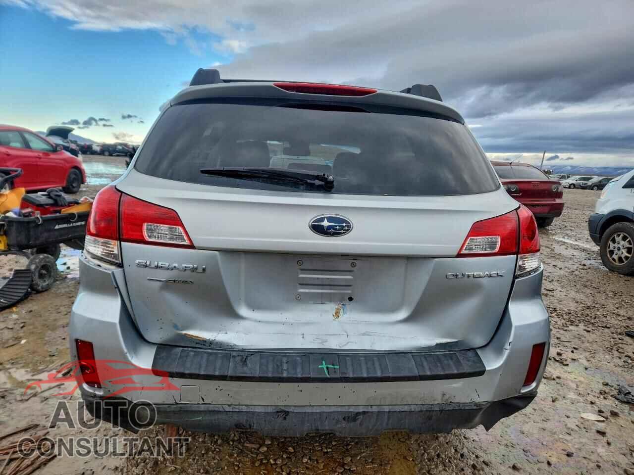 SUBARU OUTBACK 2013 - 4S4BRCCC2D3244027