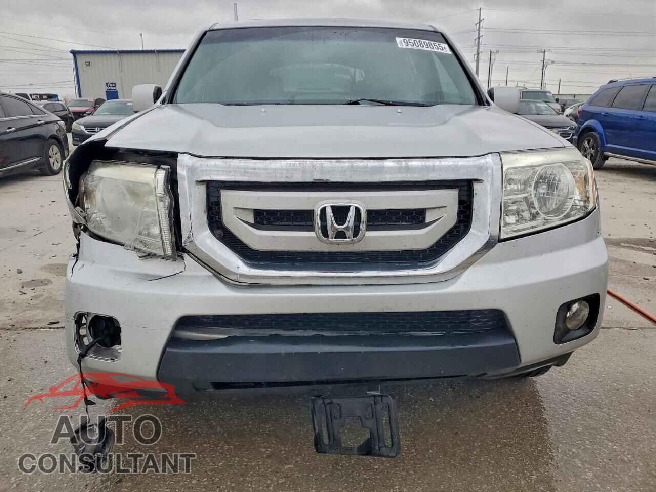 HONDA PILOT 2009 - 5FNYF38559B018026