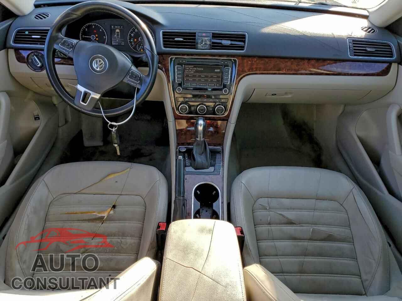 VOLKSWAGEN PASSAT 2013 - 1VWCN7A31DC023059