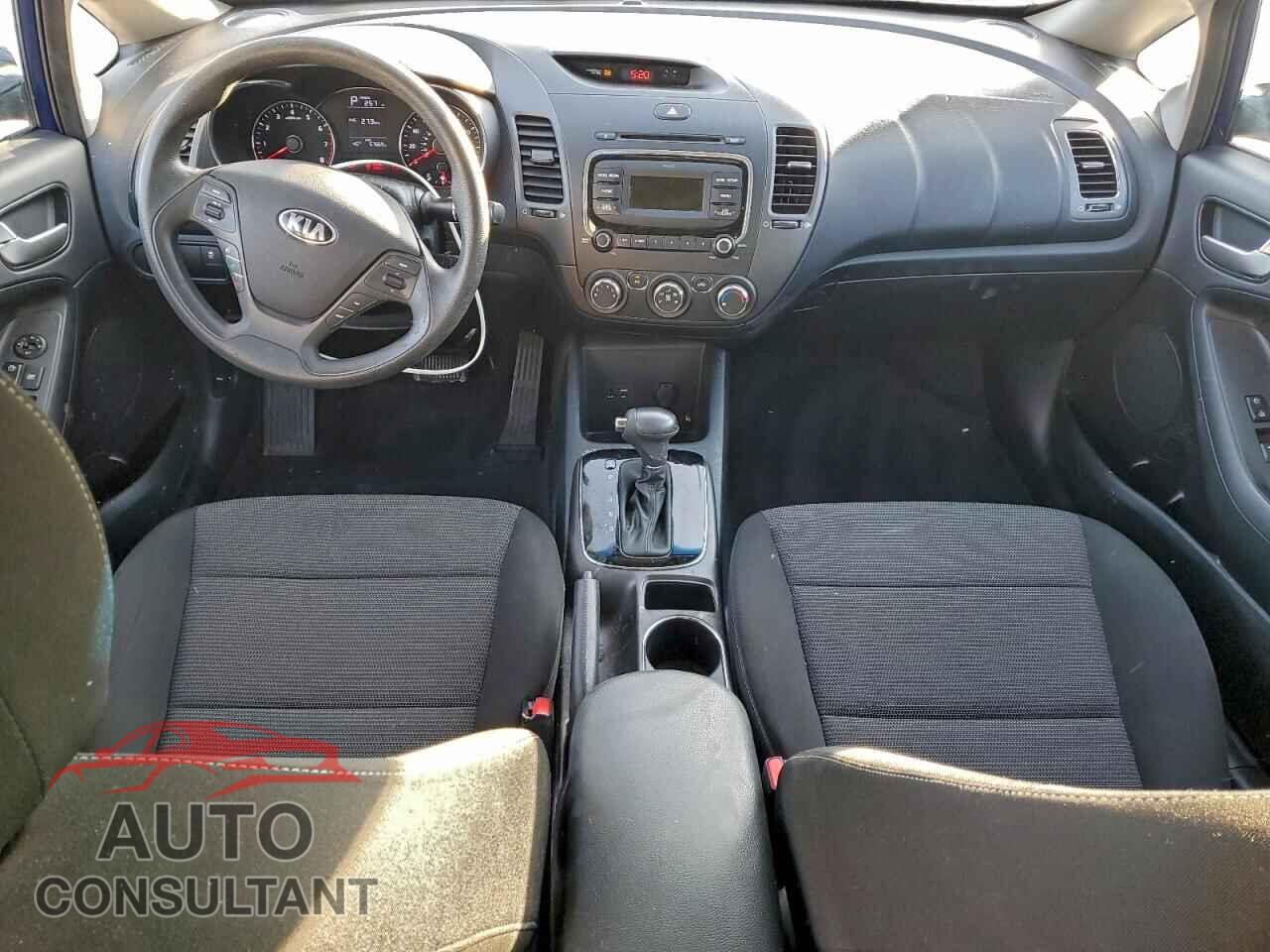 KIA FORTE 2017 - 3KPFK4A72HE159385
