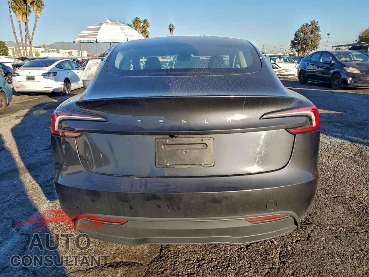 TESLA MODEL 3 2024 - 5YJ3E1EA7RF722120