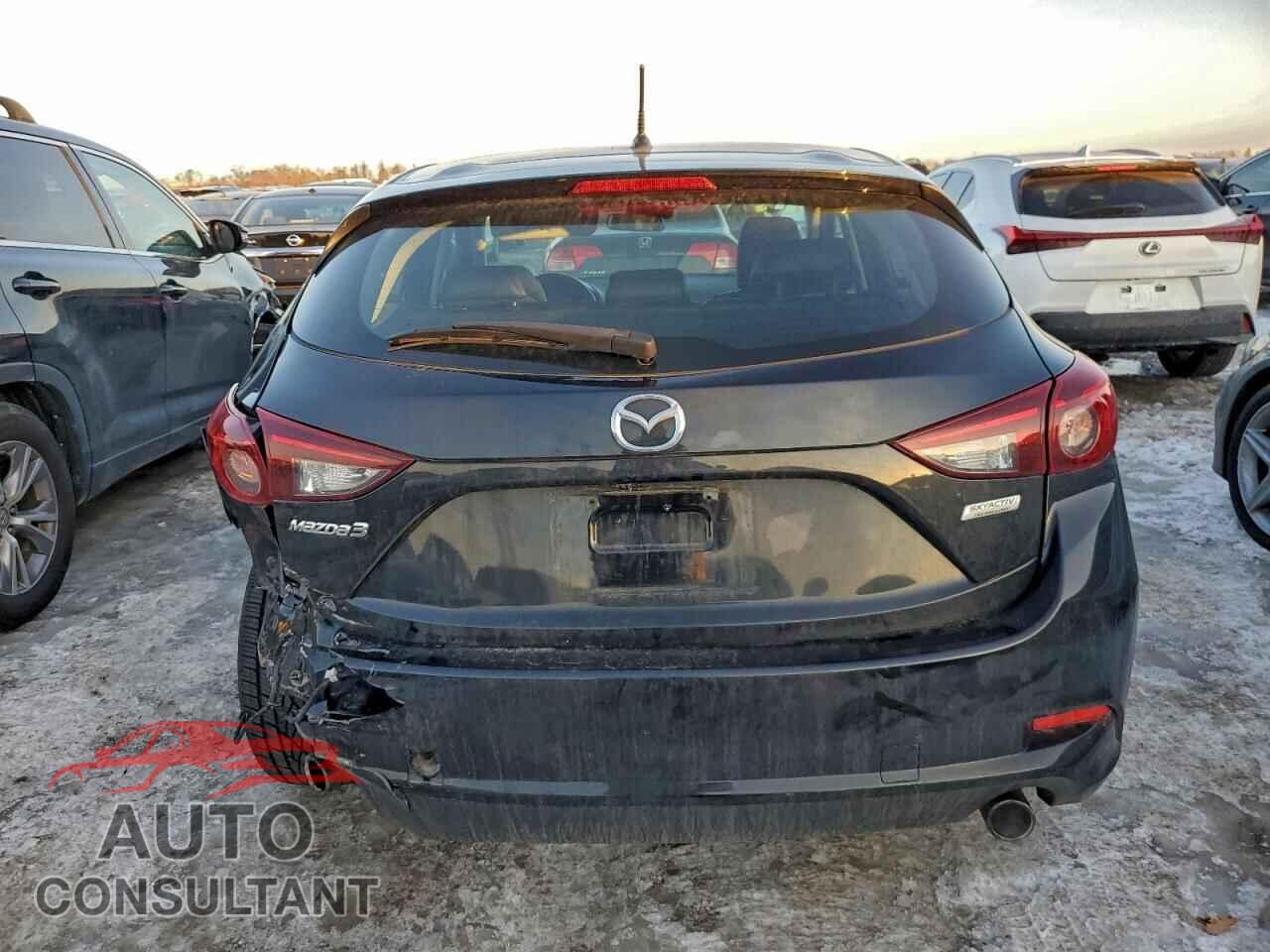 MAZDA 3 2017 - 3MZBN1L76HM138723