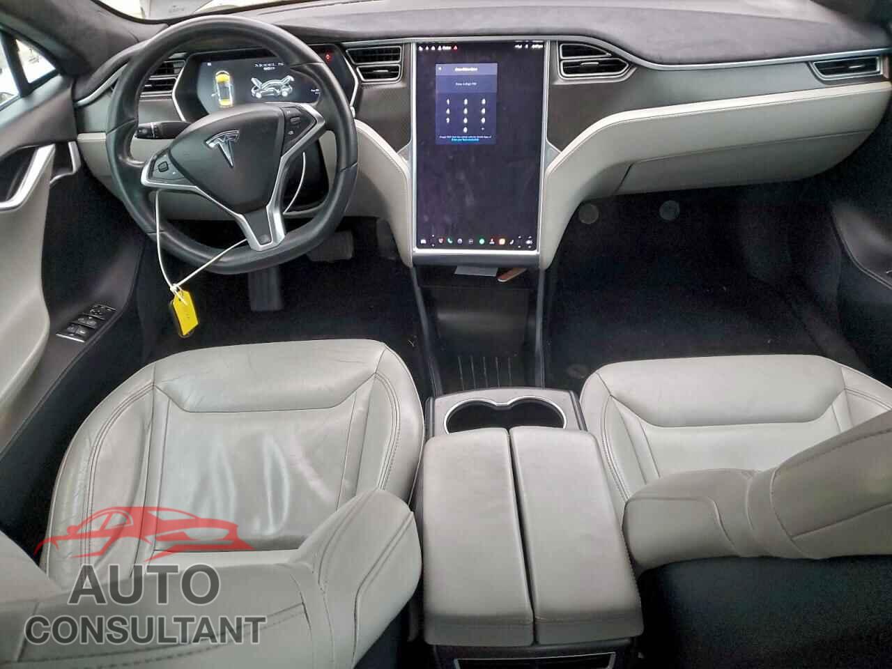 TESLA MODEL S 2015 - 5YJSA1E27FF112942