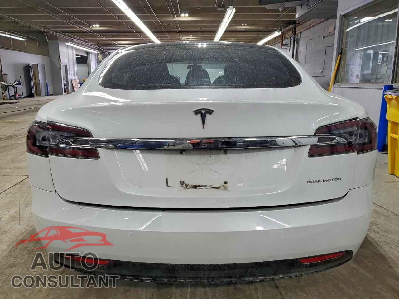 TESLA MODEL S 2020 - 5YJSA1E26LF389156