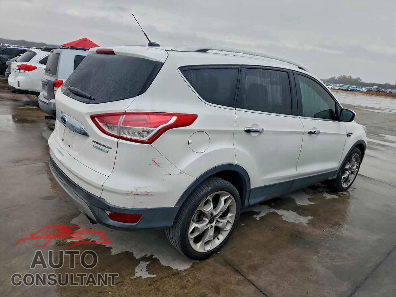 FORD ESCAPE 2016 - 1FMCU0J90GUA11951