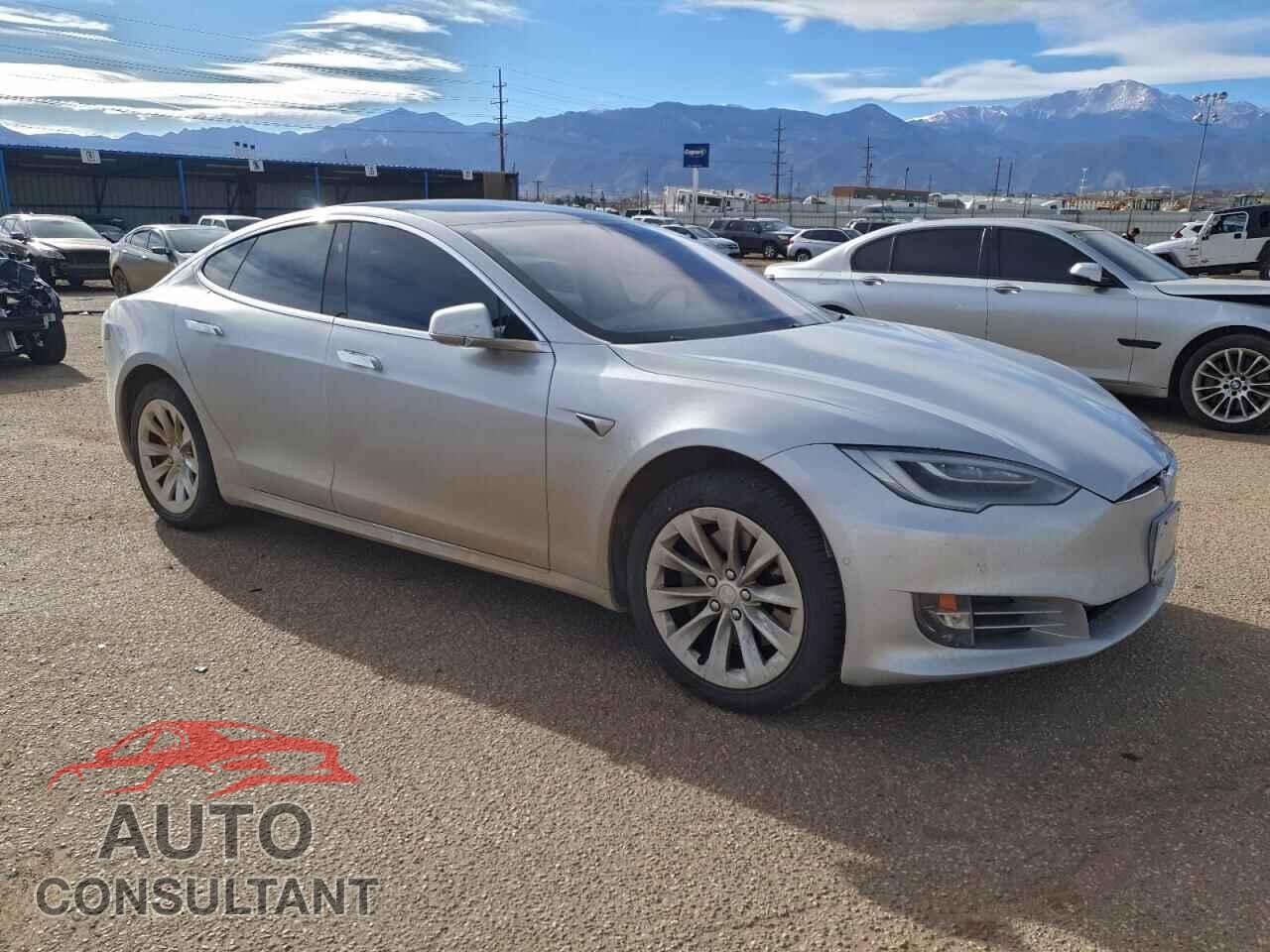 TESLA MODEL S 2018 - 5YJSA1E27JF281402