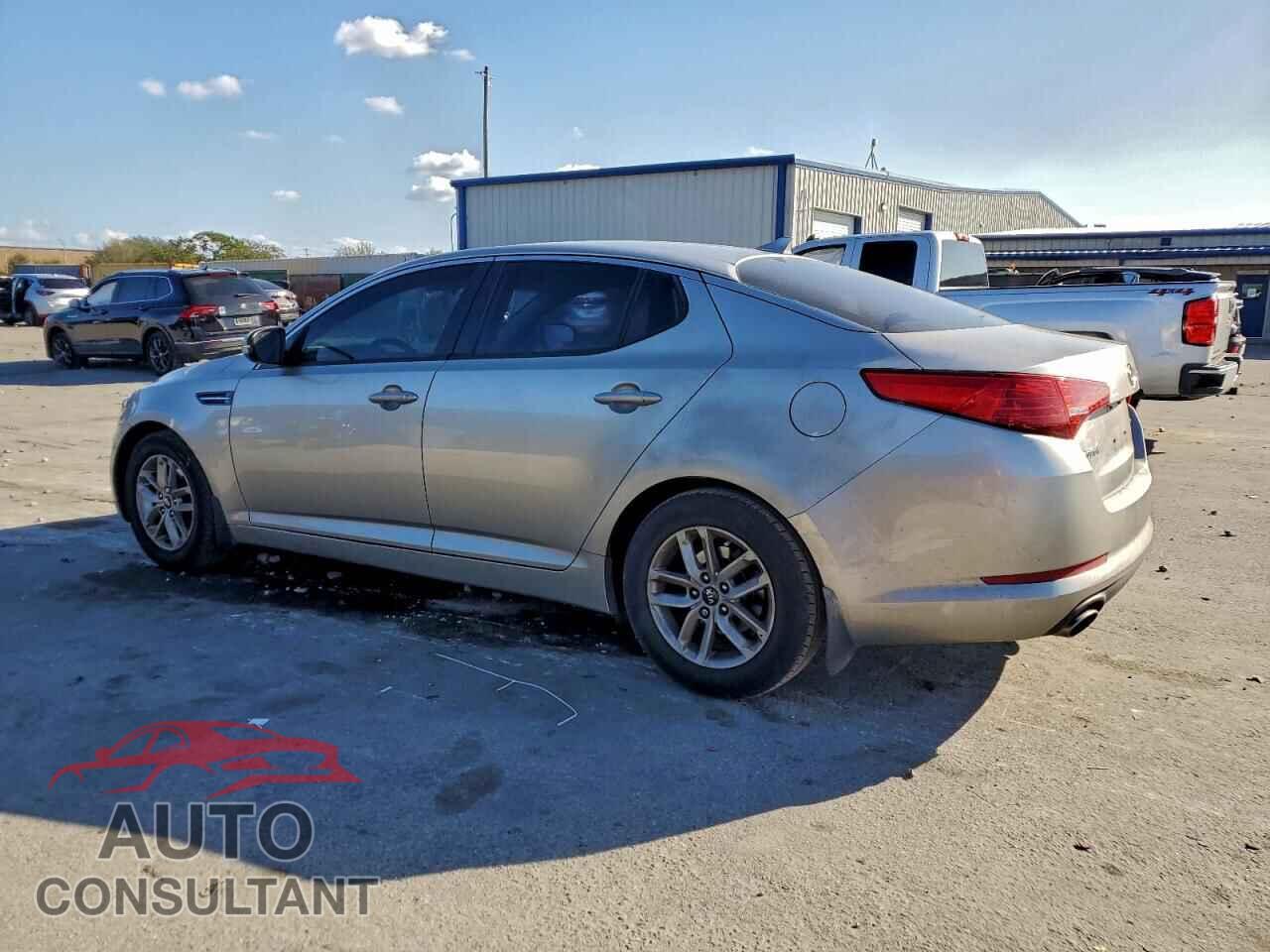 KIA OPTIMA 2011 - KNAGM4A72B5130905