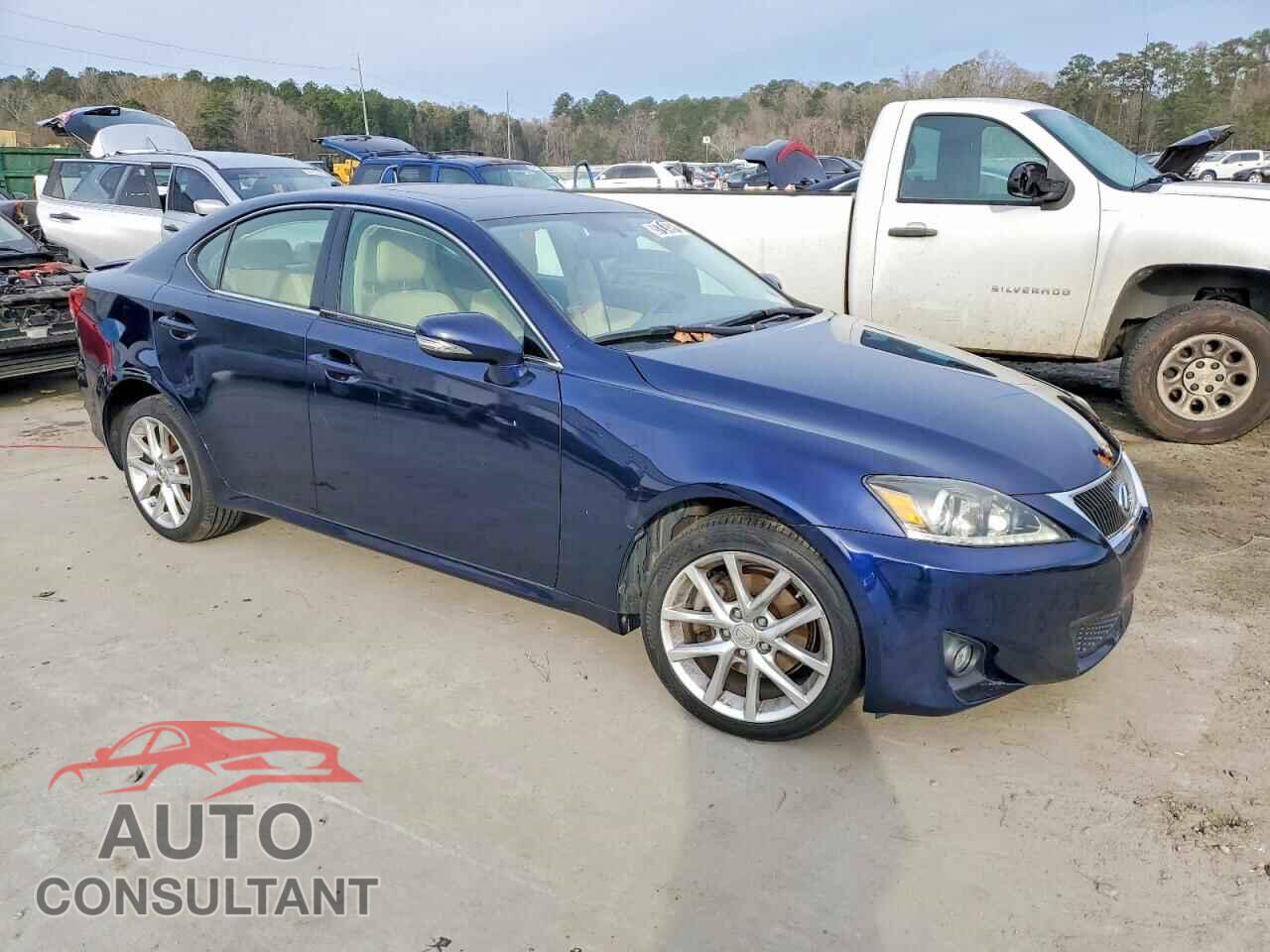 LEXUS IS 2012 - JTHCF5C25C5057774