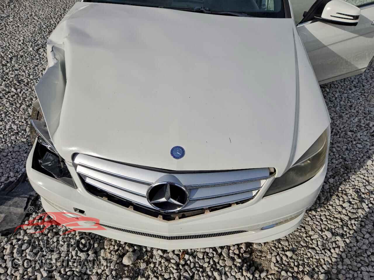 MERCEDES-BENZ C-CLASS 2011 - WDDGF5EBXBR156295