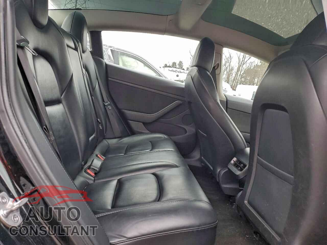 TESLA MODEL 3 2022 - 5YJ3E1EA7NF287030