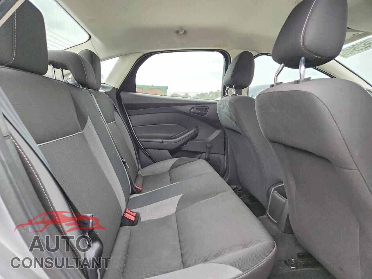 FORD FOCUS 2012 - 1FAHP3E27CL318216