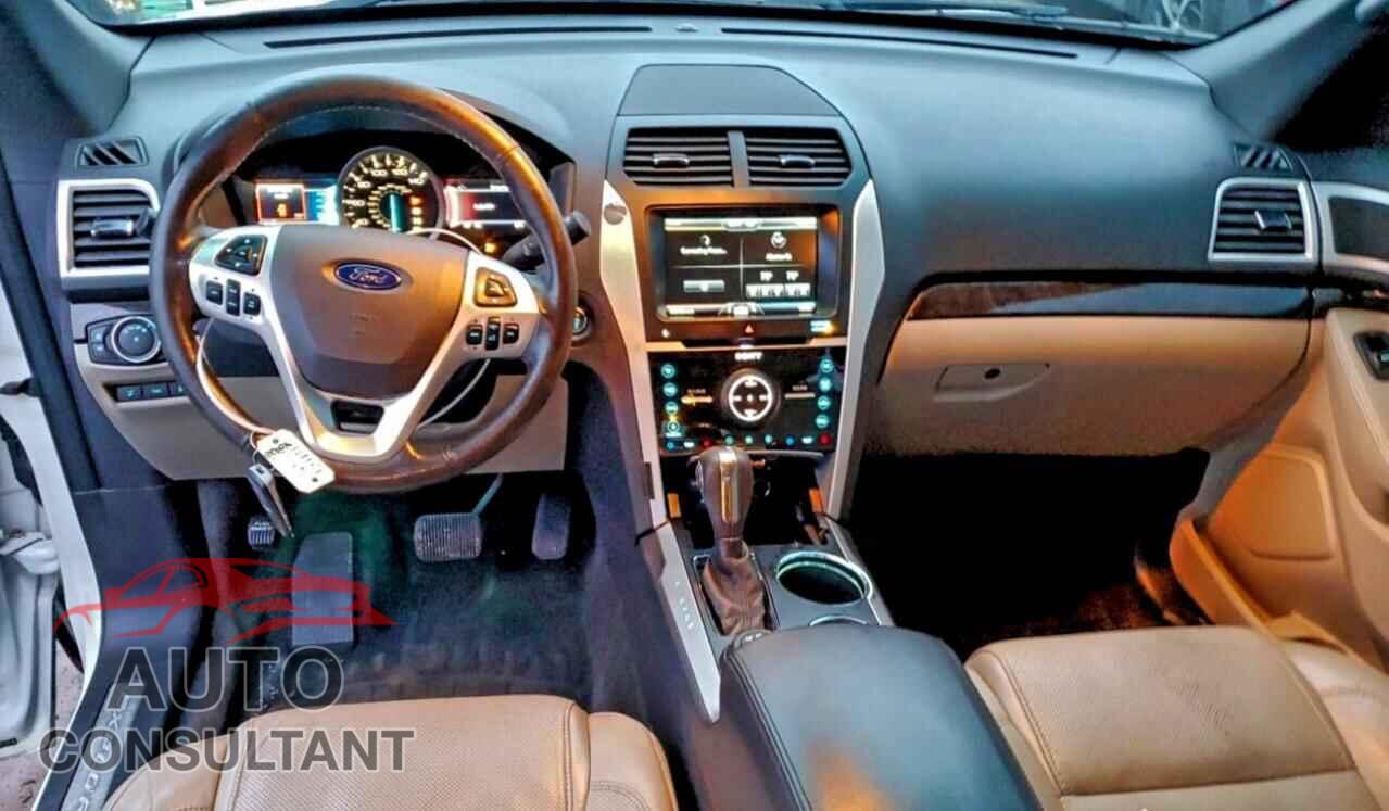 FORD EXPLORER 2014 - 1FM5K8F82EGB40928