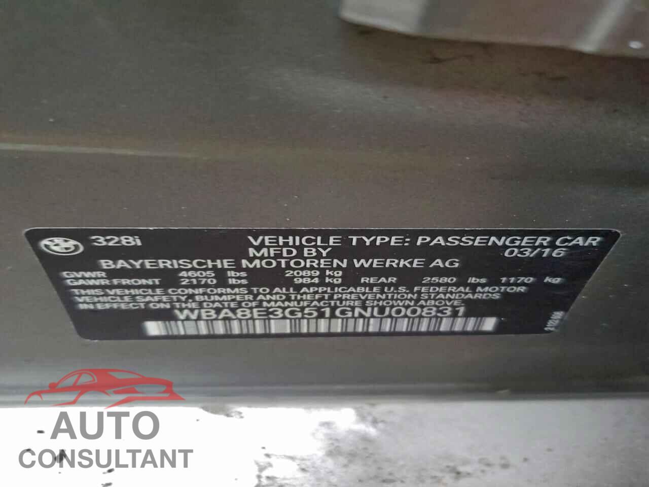 BMW 3 SERIES 2016 - WBA8E3G51GNU00831