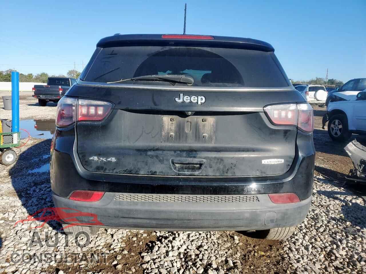 JEEP COMPASS 2018 - 3C4NJDBB7JT349735